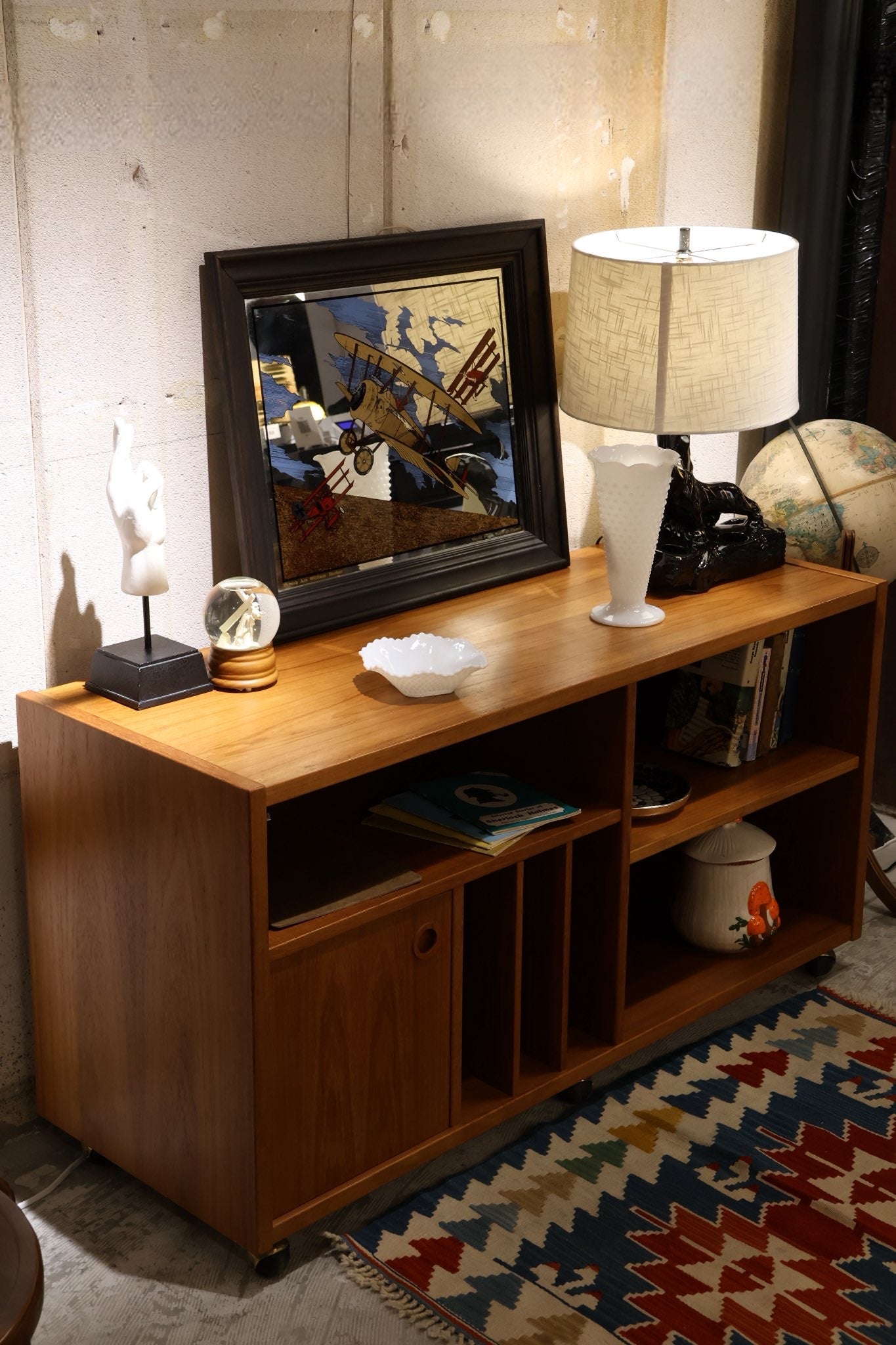 ビンテージ アンティーク 70s フォトフレーム ミッドセンチュリー 1960s-70s Vintage Teak Mid-Century Modern Sideboard – COLLECT