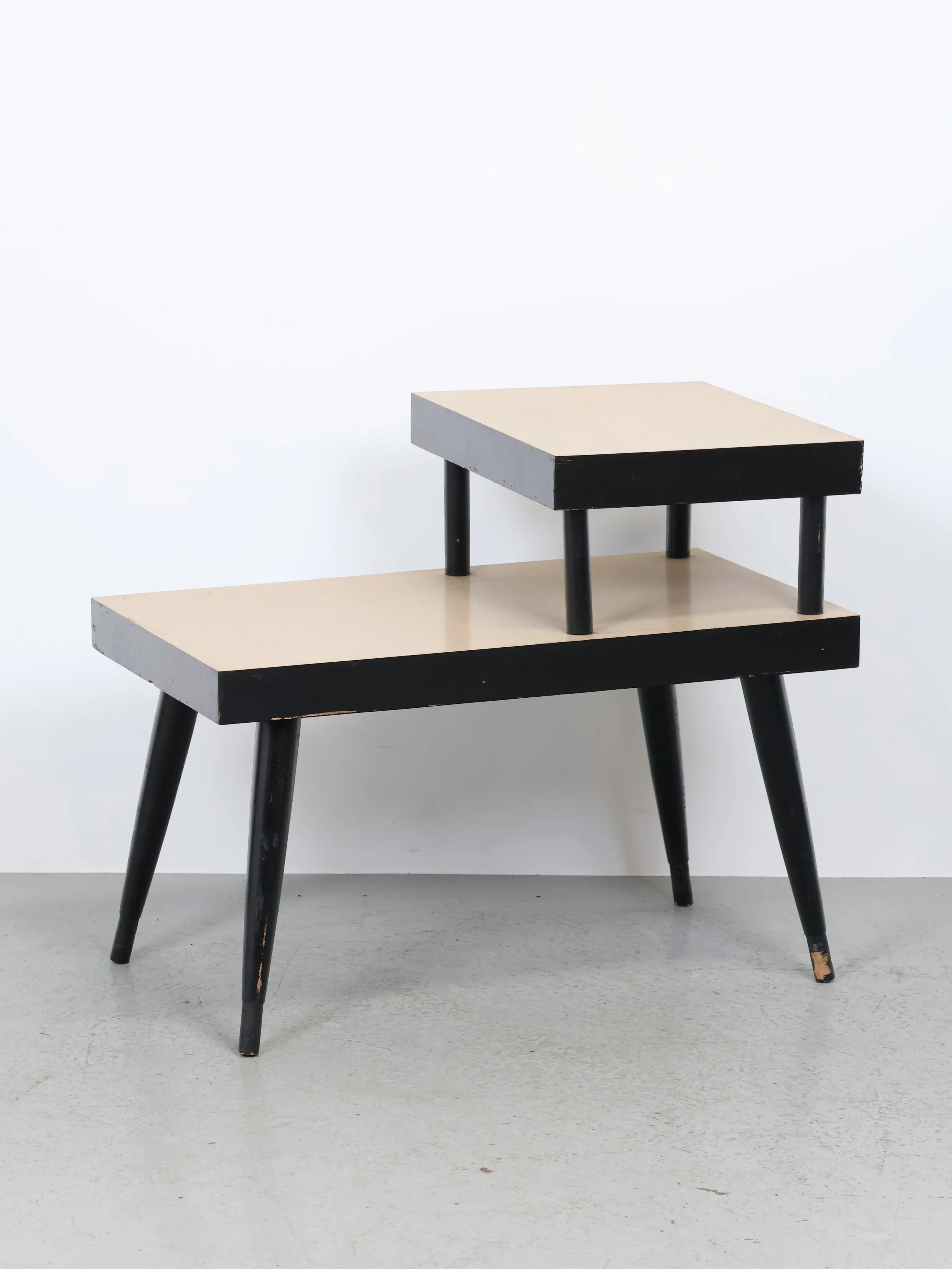 ステップエンドテーブル ミッドセンチュリー ヴィンテージ 50s ステップエンドテーブル ミッドセンチュリー ヴィンテージ 50s