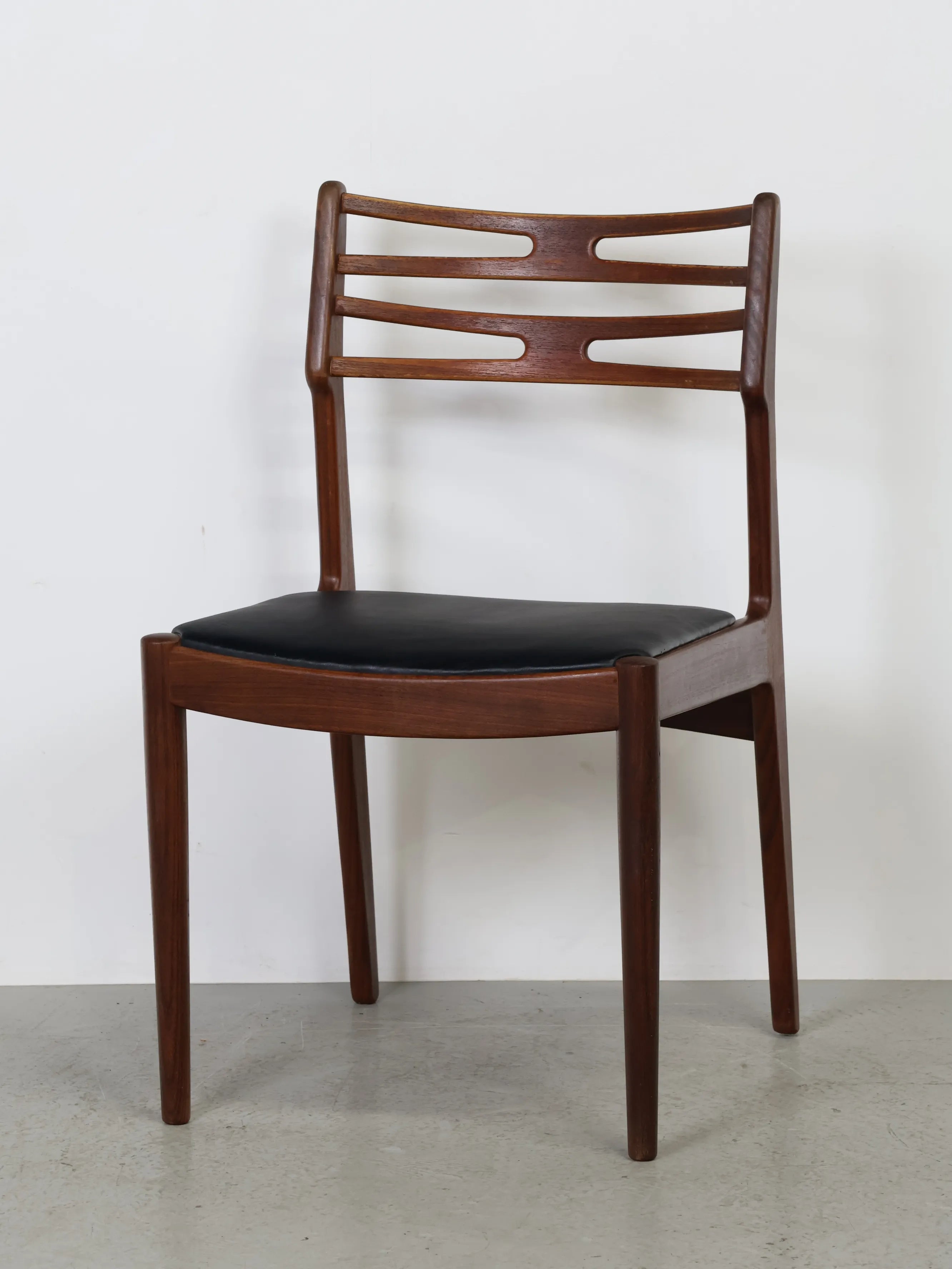 1960年代 Uldum Møbelfabrik社製 ヴィンテージ Johannes Andersen 1960年代 Uldum Møbelfabrik社製 ヴィンテージ Johannes Andersen