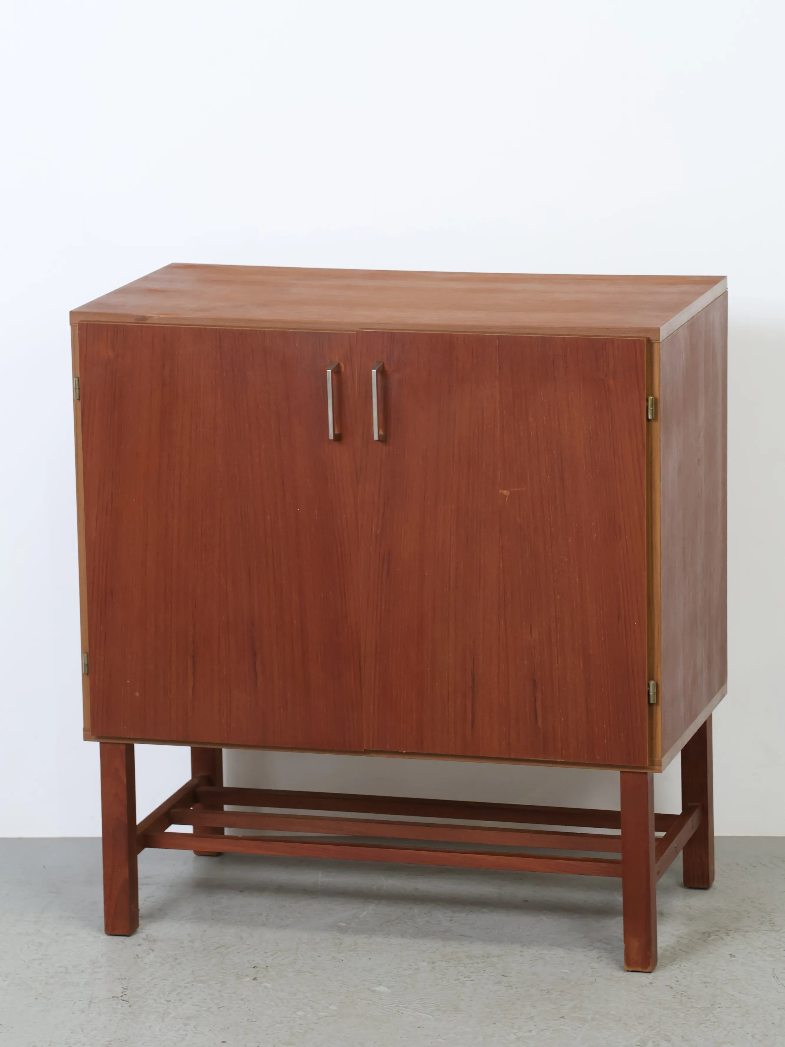 1960 - 70年代 ヴィンテージ チーク スモールキャビネット | Collect 1960 - 70年代 ヴィンテージ チーク スモールキャビネット | Collect