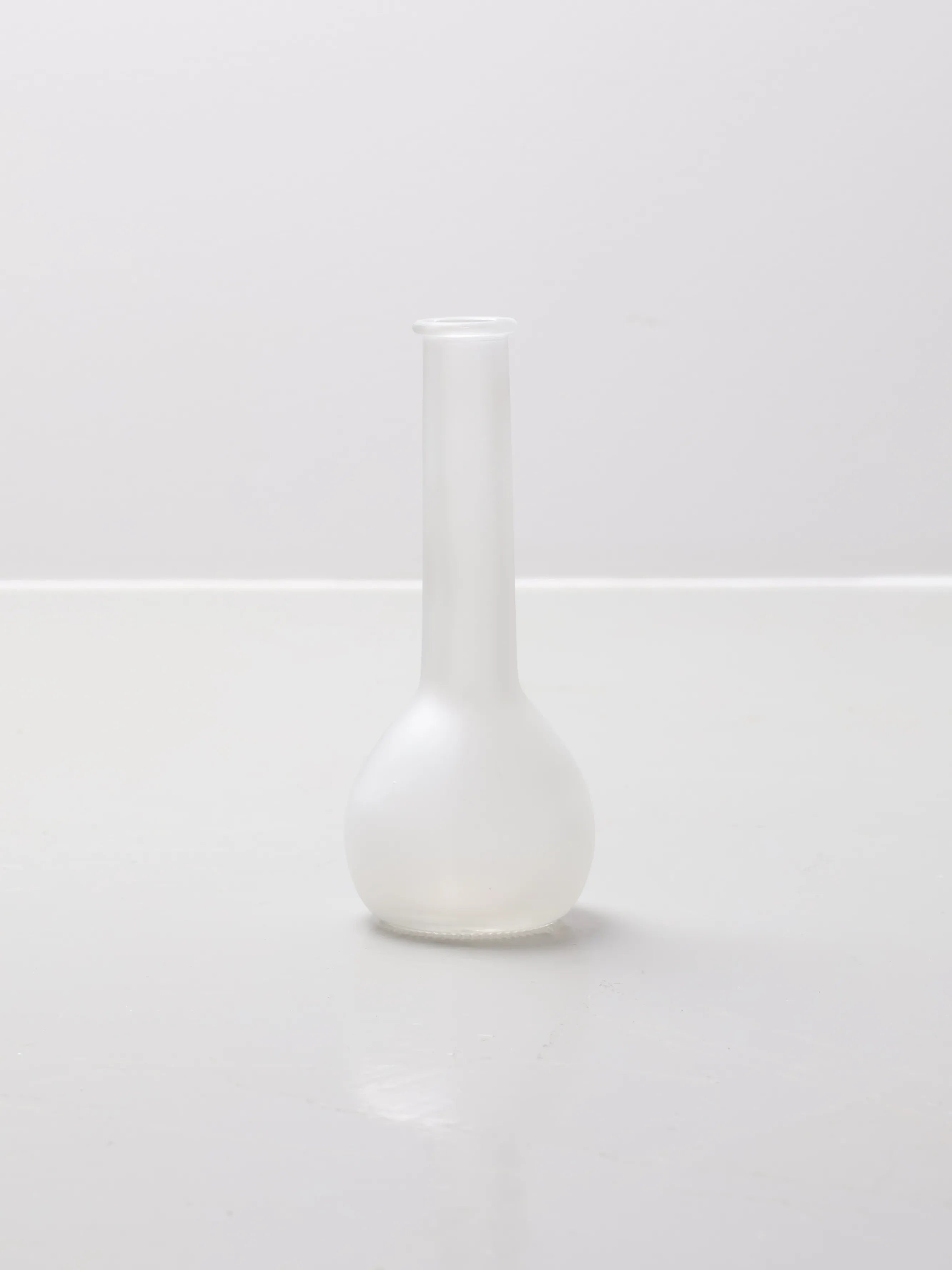 フロストガラス フラワーベース | Collect Antique & Vintage フロストガラス フラワーベース | Collect Antique & Vintage