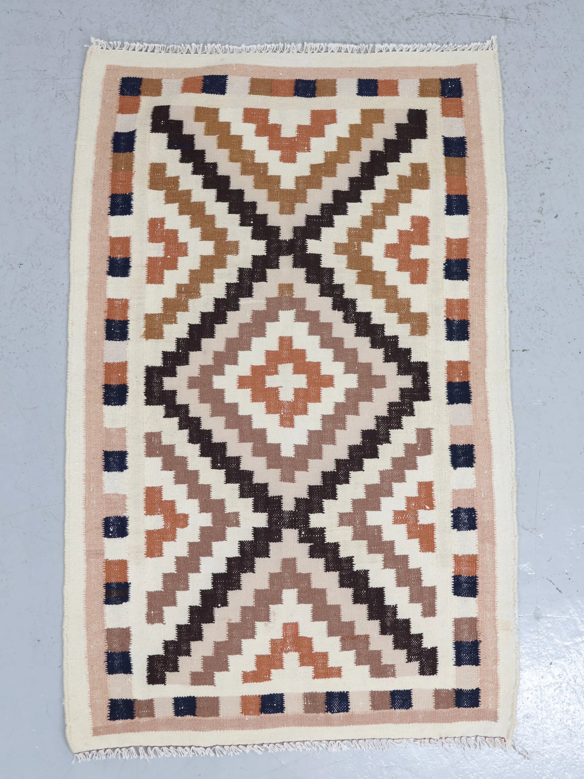 値下げ！キリム ラグ ビンテージハンドメイド ヴィンテージ ハンドメイド ラグ キリム | Collect Antique