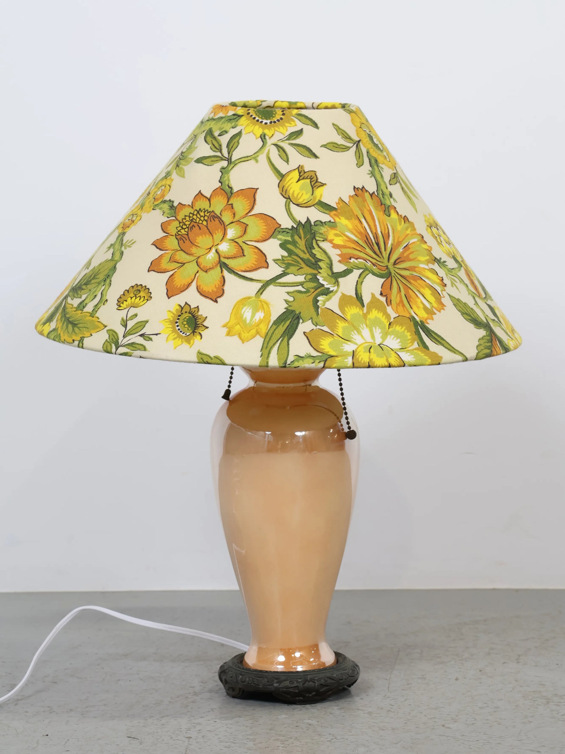 ヴィンテージ ピーチセラミックベース テーブルランプ | Collect